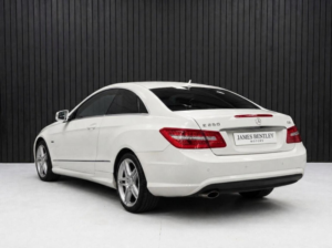 2011 Mercedes-Benz E Class 2.1 E250 Cdi Blueefficiency Sport Tiptronic Euro 5 2dr in White — image 4