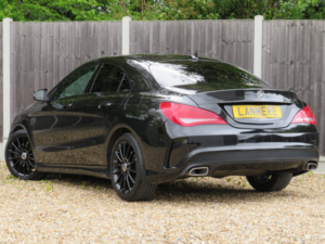2014 Mercedes-Benz Cla Cla 220 Cdi Amg Sport 4dr Saloon 7g Automatic * Night Package + Privacy Glass + Parktronic * in Black — image 2