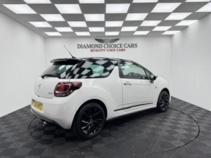 2018 Ds Automobiles Ds 3 1.2 Puretech Performance Line in White — image 6