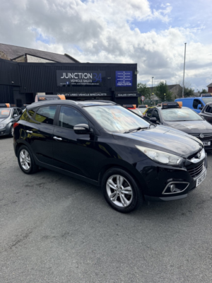 2013 Hyundai Ix35 1.7 Crdi Premium in Black — image 4