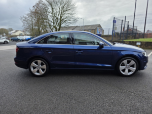 2015 Audi A3 1.4 Tfsi Cod Sport in Blue — image 5