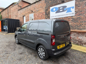 2017 Citroen Berlingo 1.6 Berlingo 625 Enterprise Blue Hdi 5dr in Grey — image 5