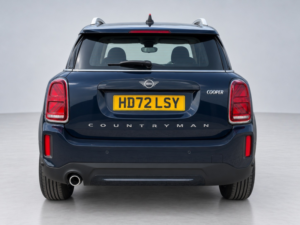 2022 MINI Countryman 1.5 Countryman Cooper Classic in Black — image 4