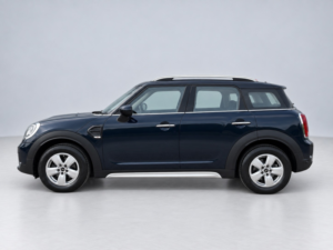 2022 MINI Countryman 1.5 Countryman Cooper Classic in Black — image 6