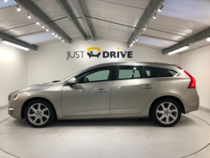 2015 Volvo V60 2.0 D4 Se Lux Estate 5dr Diesel Manual Euro 6 (s/s) (181 Ps) in Gold — image 2
