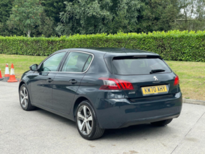2020 Peugeot 308 1.5 Bluehdi Allure Eat Euro 6 (s/s) 5dr in Grey — image 5