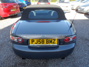 2009 Mazda Mx-5 2.0 I Sport in Grey — image 6