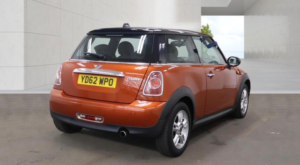 2012 MINI Hatch 1.6 Cooper Euro 5 (s/s) 3dr in Orange — image 4