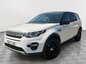 2017 Land Rover Discovery Sport 2.0 Td4 Hse SUV 5dr Diesel Auto 4WD Euro 6 (s/s) (180 Ps) in White — image 3