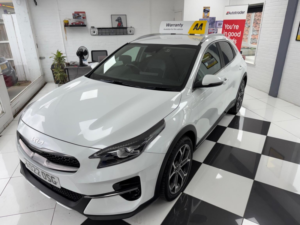 2022 Kia Xceed 1.5 T-Gdi 3 Euro 6 (s/s) 5dr in White — image 6