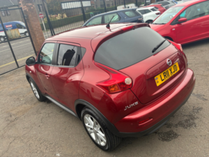 2011 Nissan Juke 1.6 Dig-T Tekna SUV 5dr Petrol CVT 4WD Euro 5 (190 Ps) in Red — image 5