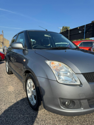 2009 Suzuki Swift 1.5 Glx 5dr in Grey — image 5