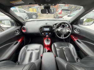 2014 Nissan Juke 1.6 Tekna Xtron Euro 5 5dr in White — image 2