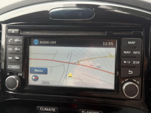 2014 Nissan Juke 1.6 Tekna Xtron Euro 5 5dr in White — image 3