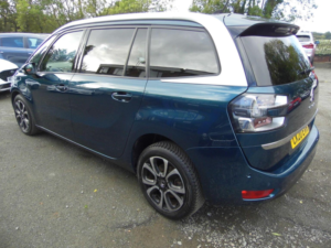 2020 Citroen Grand C4 Spacetourer 1.5 Bluehdi Flair Plus Euro 6 (s/s) 5dr in Blue — image 4