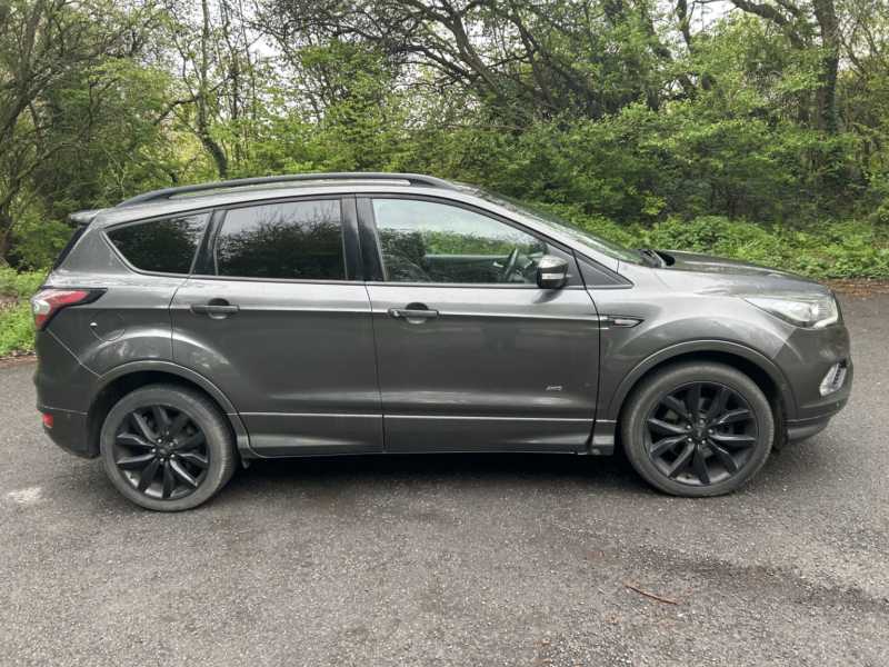 2018 Ford Kuga 2.0 Tdci St-Line X in Grey — image 1