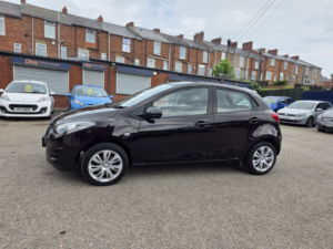 2012 Mazda Mazda2 1.3 Ts in Purple — image 6