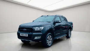 2019 Ford Ranger 3.2 Tdci Wildtrak 4WD Euro 5 (s/s) 4dr in Black — image 3