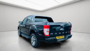 2019 Ford Ranger 3.2 Tdci Wildtrak 4WD Euro 5 (s/s) 4dr in Black — image 5