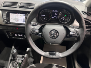 2020 Skoda Fabia 1.0 Tsi Se L DSG Euro 6 (s/s) 5dr in Black — image 6