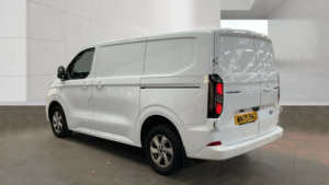 2025 Ford Transit Custom 2.0 320 Ecoblue Limited Panel Van 5dr Diesel Manual L1 H1 Euro 6 136 Ps in White — image 4