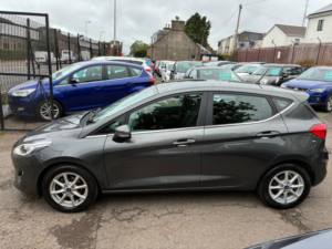 2018 Ford Fiesta 1.0t Ecoboost Zetec Hatchback 5dr Petrol Manual Euro 6 (s/s) (100 Ps) in Grey — image 5