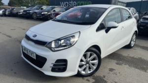 2016 Kia Rio 1.4 Crdi Ecodynamics 2 in White — image 3