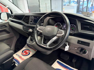 2024 Volkswagen Transporter 2.0 Tdi T32 Highline Kombi DSG Fwd Swb Euro 6 (s/s) 5dr in Grey — image 6