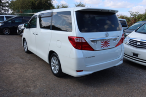 2008 Toyota Alphard 240g 7 Seats in White — image 6
