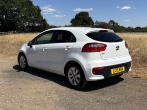 2015 Kia Rio 1.3 Sr7 in White — image 3