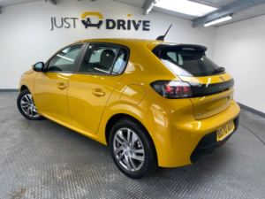 2020 Peugeot 208 1.2 Puretech Active Premium Hatchback 5dr Petrol Manual Euro 6 (s/s) (100 Ps) in Yellow — image 3