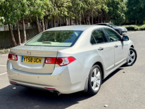2008 Honda Accord 2.0 I-Vtec Ex Auto Euro 5 4dr in Silver — image 4