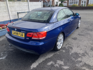 2009 BMW 3 Series 2.0 320i M Sport Convertible in Blue — image 2