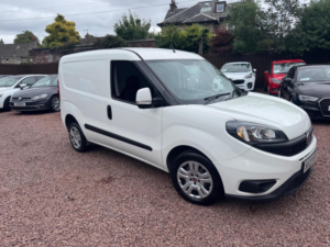 2022 Fiat Doblo 1.6 Multijetii Tecnico L1 H1 Euro 6 (s/s) 4dr in White — image 2
