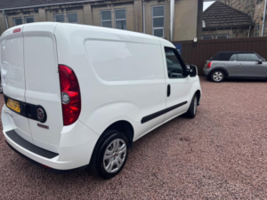 2022 Fiat Doblo 1.6 Multijetii Tecnico L1 H1 Euro 6 (s/s) 4dr in White — image 4