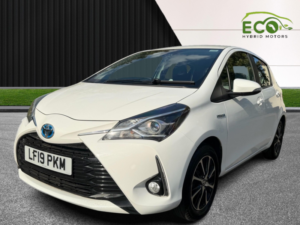 2019 Toyota Yaris 1.5 Vvt-H Icon Tech in White — image 6