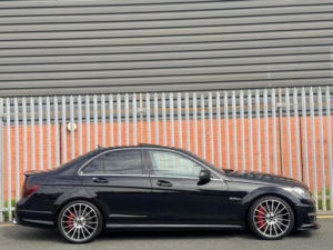 2013 Mercedes-Benz C Class 6.3 C63 V8 Amg Spds Mct Euro 5 4dr — image 2