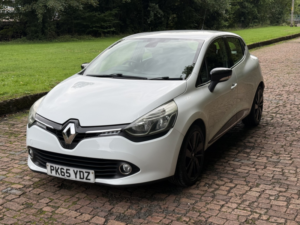 2015 Renault Clio 1.5 Dynamique S Nav Dci 90 in White — image 2