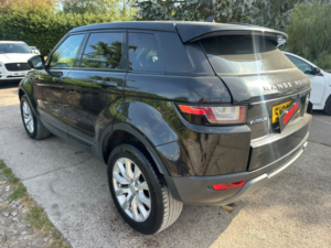 2015 Land Rover Range Rover Evoque 2.0 Ed4 Se Tech in Black — image 3