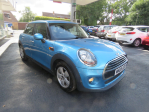 2015 MINI Hatch 1.5 Cooper Euro 6 (s/s) 5dr in Blue — image 3