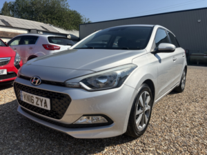 2016 Hyundai I20 1.2 I20 Se 1.2 84ps Bd in Grey — image 5