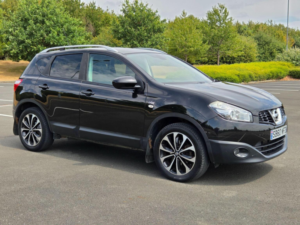 2011 Nissan Qashqai 1.5 Dci N-Tec 2WD Euro 5 5dr in Black — image 4