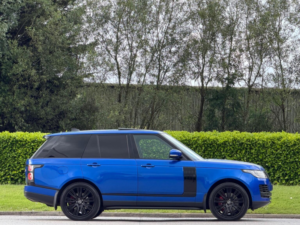2018 Land Rover Range Rover 4.4 Sd V8 Autobiography Auto 4WD Euro 6 (s/s) 5dr in Blue — image 2