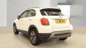 2016 Fiat 500x 1.6 500x Off-Road Look 1.6 Multijet Ii 120hp Cross Diesel White 5dr Low Tax+9 Stamps in White — image 2