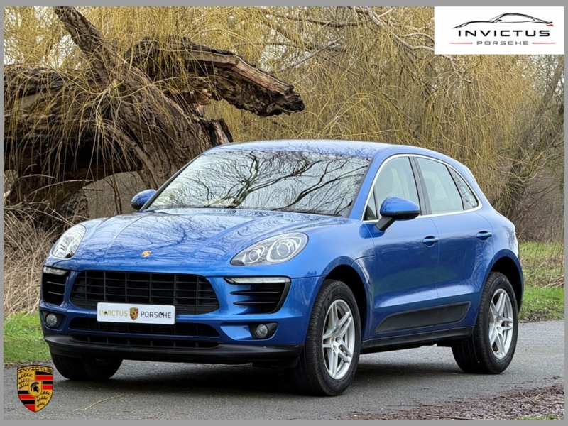 2016 Porsche Macan 3.0 Td V6 S in Blue — image 1