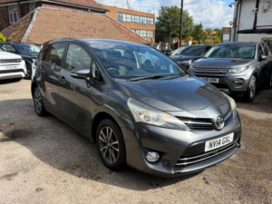 2014 Toyota Verso D-4d Icon in Grey — image 3