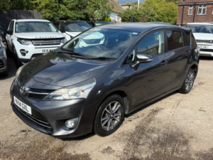 2014 Toyota Verso D-4d Icon in Grey — image 4