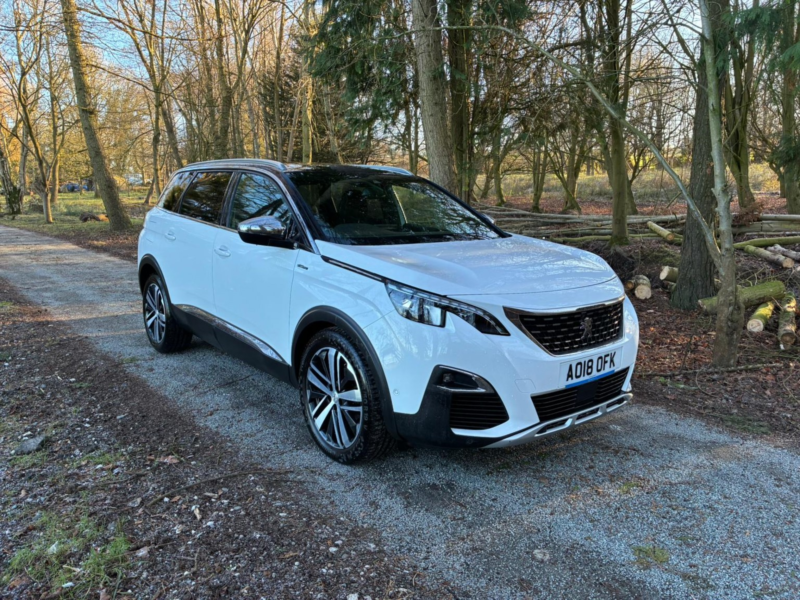 2018 Peugeot 5008 2.0 Bluehdi Gt in White — image 1