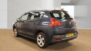 2013 Peugeot 3008 1.6 Hdi Active Euro 5 5dr in Blue — image 4