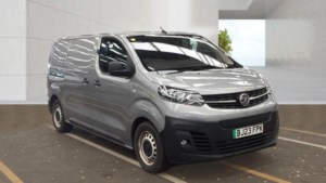 2023 Vauxhall Vivaro Electric 3100 75kwh Prime Auto L1 H1 6dr (7.4kw Charger) in Grey — image 4